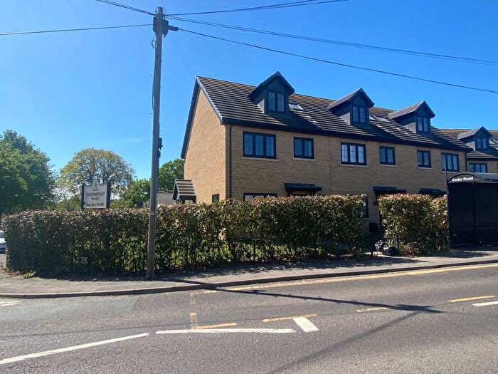 4 Bedroom End Of Terrace House To Rent In Hart Road, Thundersley, Essex, SS7
