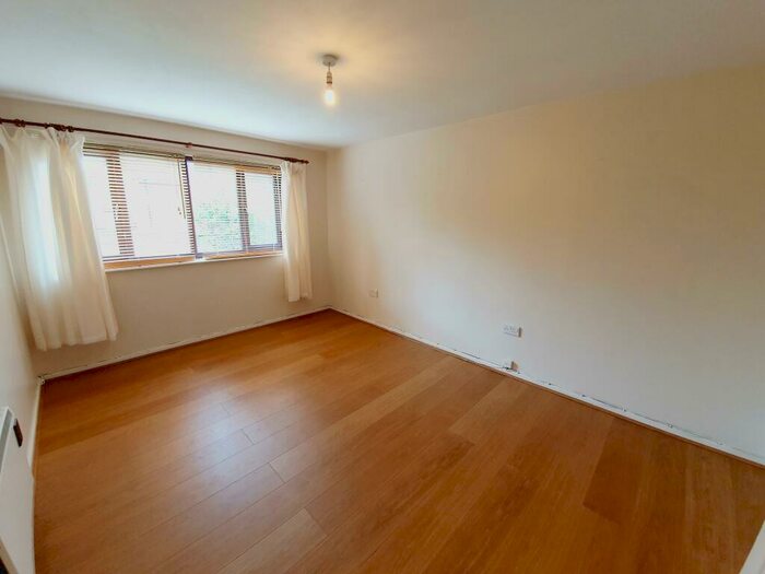 2 Bedroom Apartment To Rent In Ashton Croft, Birmingham, B16