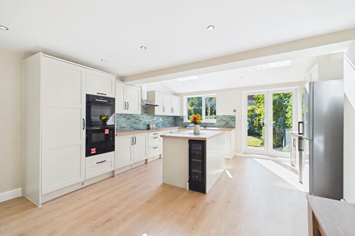3 Bedroom Detached House For Sale In Calvert Close, Haxby, York, YO32