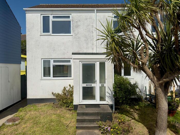2 Bedroom End Of Terrace House To Rent In Tredour Road, Newquay, TR7