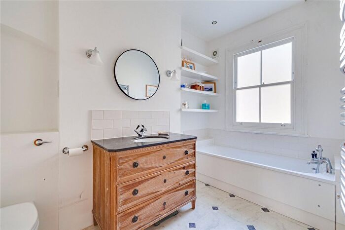 3 Bedroom Terraced House For Sale In Musard Road, London, W6