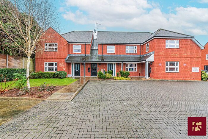 1 Bedroom Maisonette For Sale In High Street, Crowthorne, RG45