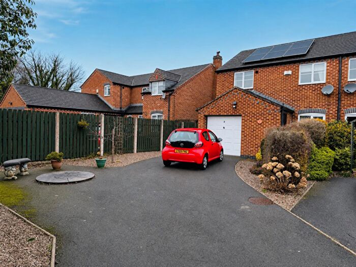 3 Bedroom Semi Detached House For Sale In Mount Zion, Brymbo, Wrexham, LL11
