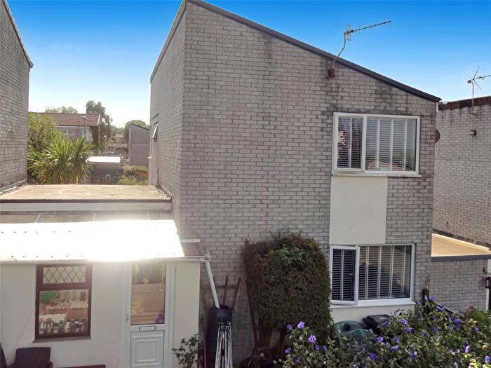 3 Bedroom Link Detached House For Sale In Harmer Close, Bodmin, Cornwall, PL31