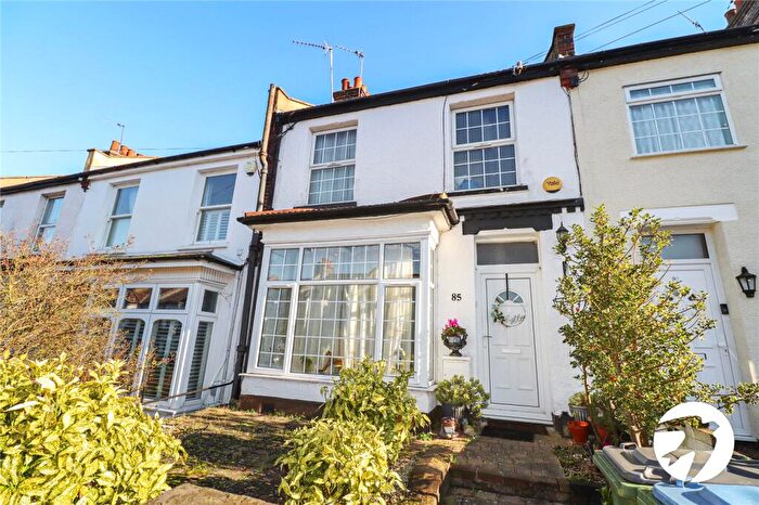 4 Bedroom Terraced House For Sale In Bostall Lane, London, SE2