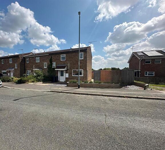 3 Bedroom End Of Terrace House For Sale In Gainsborough Road, Stowmarket, IP14