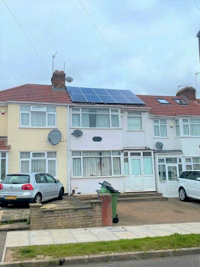 3 Bedroom Terraced House To Rent In Whistler Gardens, Edgware, HA8