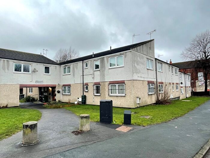 1 Bedroom Detached House To Rent In Holborn Gardens, Woodhouse, Leeds, LS6