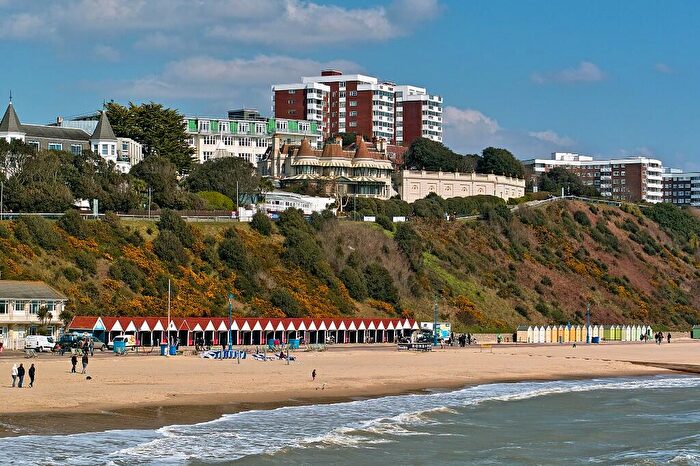 3 Bedroom Apartment For Sale In Grove Road, Bournemouth, Dorset, BH1