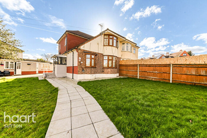5 Bedroom Semi Detached House For Sale In Benhill Road, Sutton, SM1