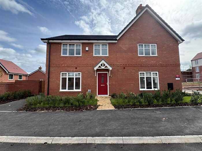 4 Bedroom Semi-Detached House To Rent In Carrington Way, The Meadows, CV7