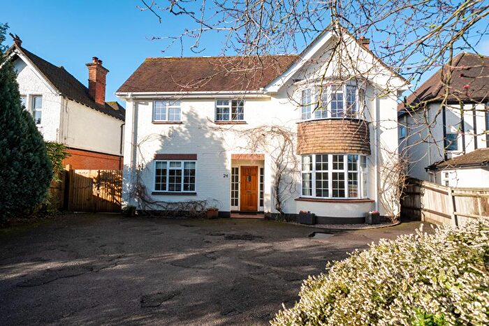 4 Bedroom Detached House For Sale In Winchester Road, Andover, SP10