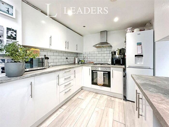 3 Bedroom Terraced House To Rent In Parham Road, Gosport, Hampshire, PO12