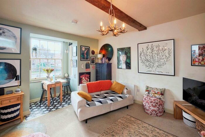 2 Bedroom Flat For Sale In Main Road, Meriden, Coventry, CV7