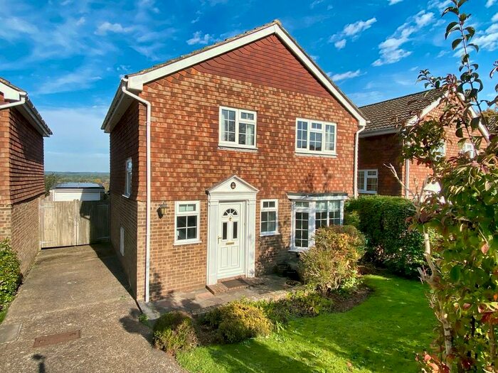 3 Bedroom Detached House To Rent In Powell Road, Newick, BN8