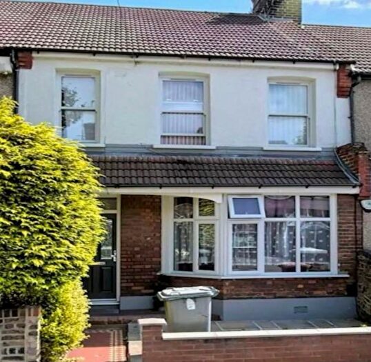 4 Bedroom Terraced House To Rent In Cumberland Road, London, E13