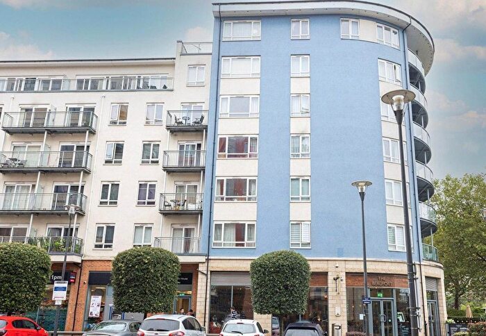 2 Bedroom Flat To Rent In Heritage Avenue, Colindale, London, NW9