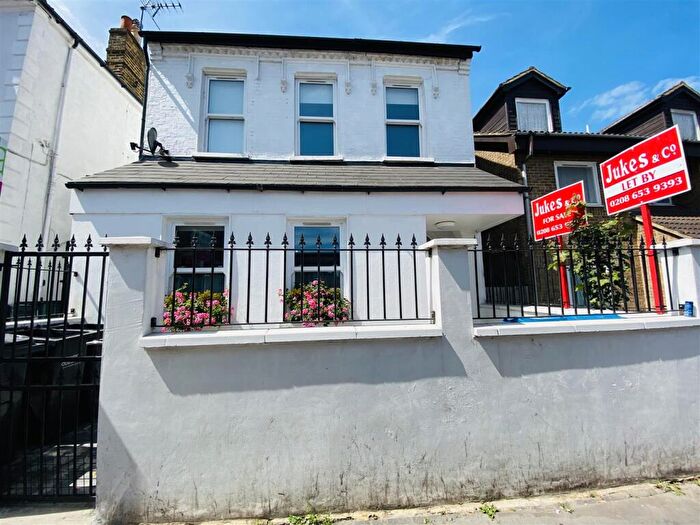 1 Bedroom Flat For Sale In Portland Road, London, SE25