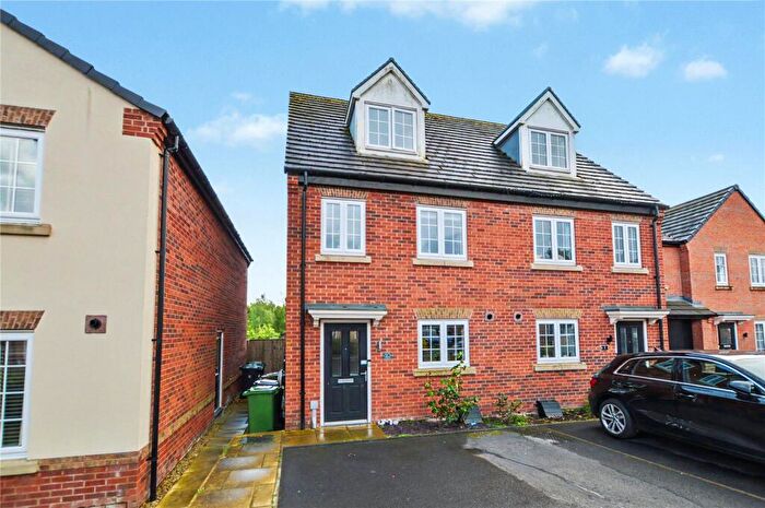 3 Bedroom Semi-Detached House For Sale In Victoria Close, Great Preston, Leeds, West Yorkshire, LS26