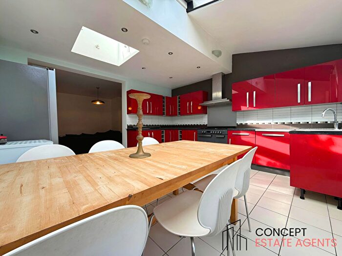 6 Bedroom Terraced House To Rent In Chillerton Road, Tooting, SW17