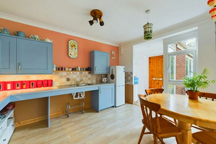 4 Bedroom Detached House For Sale In Osmaston Road, Stourbridge, DY8