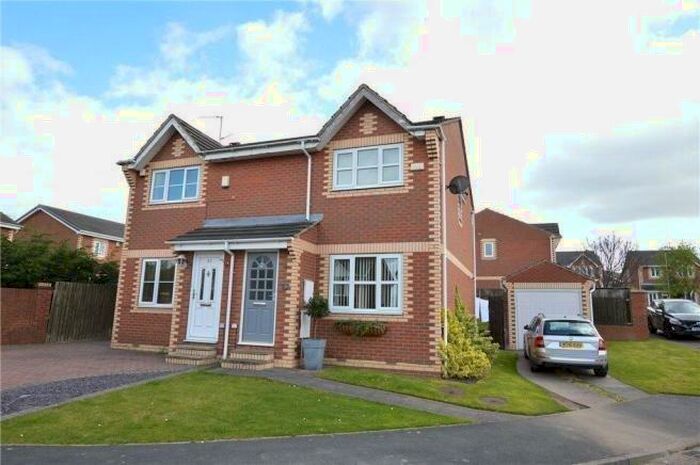 2 Bedroom Semi-Detached House To Rent In Brierlands Fold, Garforth, LS25