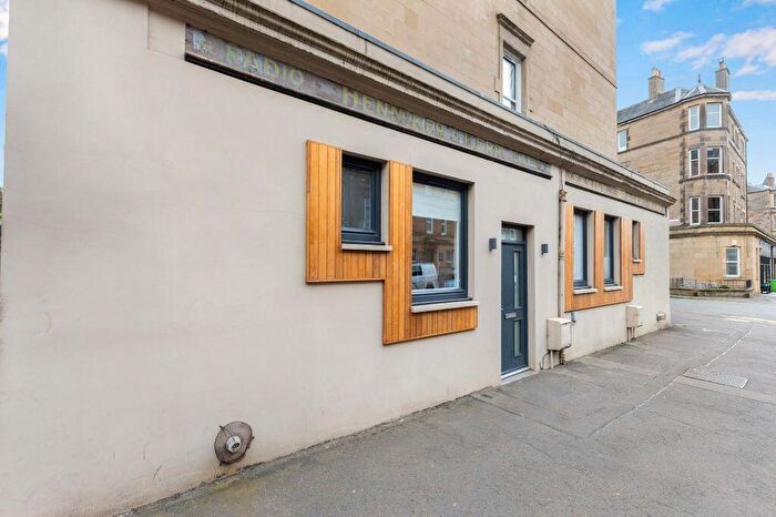 3 Bedroom Flat For Sale In Harrison Gardens, Shandon, Edinburgh, EH11