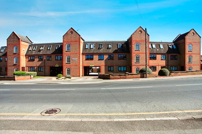2 Bedroom Flat For Sale In Fletton Avenue, Peterborough, PE2