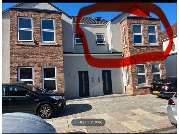 2 Bedroom Flat To Rent In Princes Road, Cleethorpes, DN35