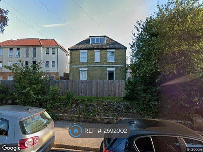 1 Bedroom Flat To Rent In Lawn Road, Southampton, SO17