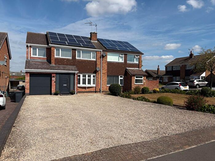 4 Bedroom Semi-Detached House For Sale In Waterfall Way, Barwell, Leicester, LE9
