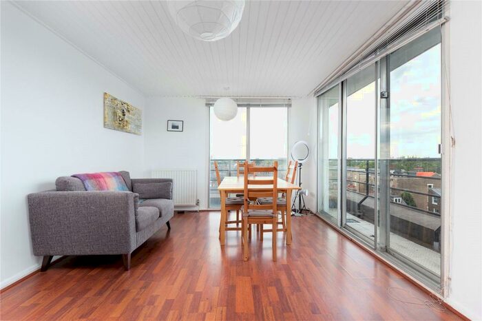 1 Bedroom Apartment To Rent In Hightrees House, Nightingale Lane, London, SW12