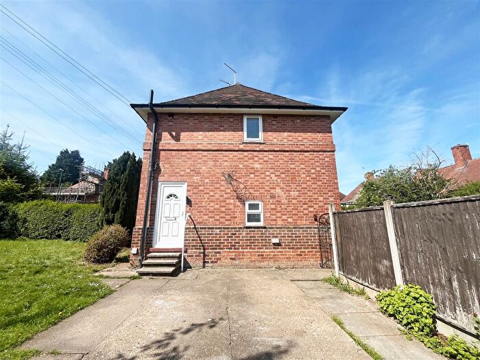 3 Bedroom End Of Terrace House To Rent In Winsford Close, Nottingham, NG8