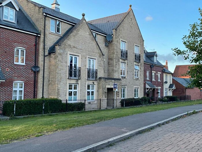 2 Bedroom Apartment For Sale In Pioneer Road, Swindon, Wiltshire, SN25