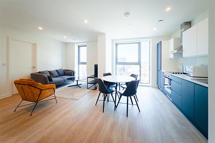 2 Bedroom Apartment To Rent In Laurence Place, New Kings Head Yard, M3