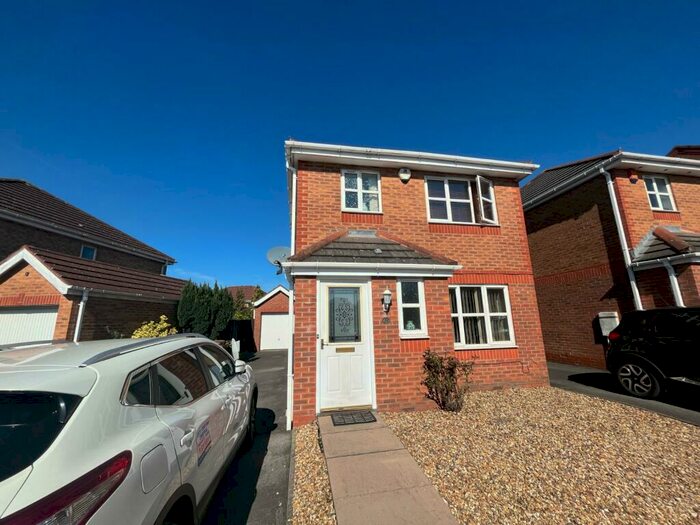 3 Bedroom Detached House To Rent In Watermeadow Grove, Stoke-on-Trent, Staffordshire, ST1