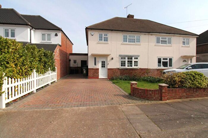 3 Bedroom Semi-Detached House For Sale In Winchester Avenue, Upminster, Essex, RM14
