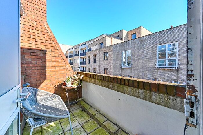 1 Bedroom Flat For Sale In Cato Street, Marylebone, London, W1H