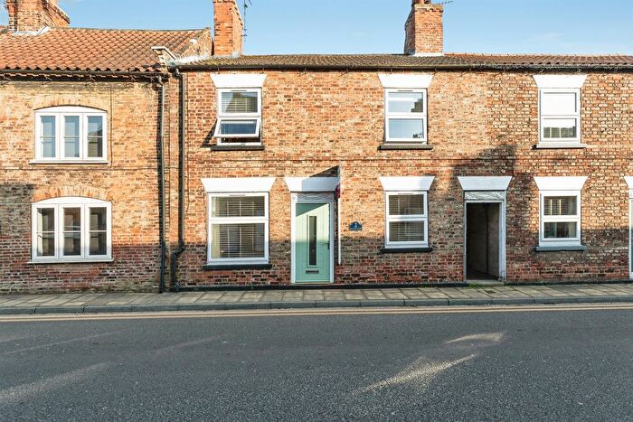 3 Bedroom Terraced House For Sale In Sherburn Street, Cawood, Selby, YO8