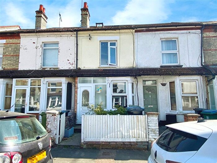 5 Bedroom Terraced House For Sale In St. Marys Road, Watford, Hertfordshire, WD18