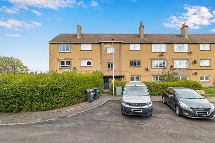 2 Bedroom Flat For Sale In / Pirniefield Bank, Leith Links, Edinburgh, EH6