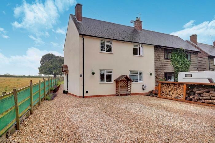 3 Bedroom Semi-Detached House For Sale In Fox Lane, Elmhurst, Lichfield, WS13