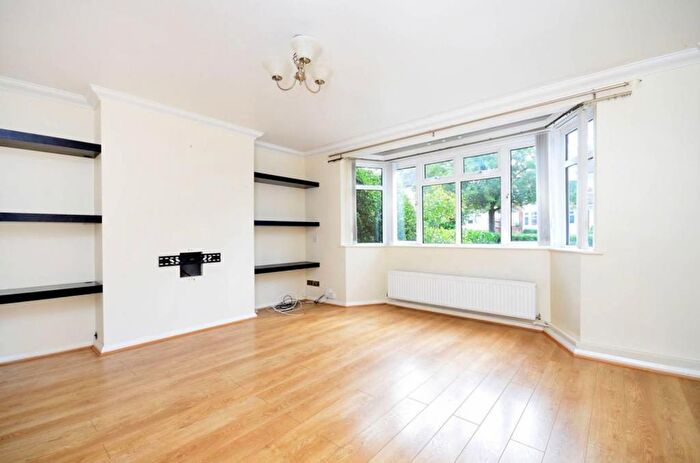 4 Bedroom Semi-Detached House To Rent In Warrender Way, Ruislip, HA4