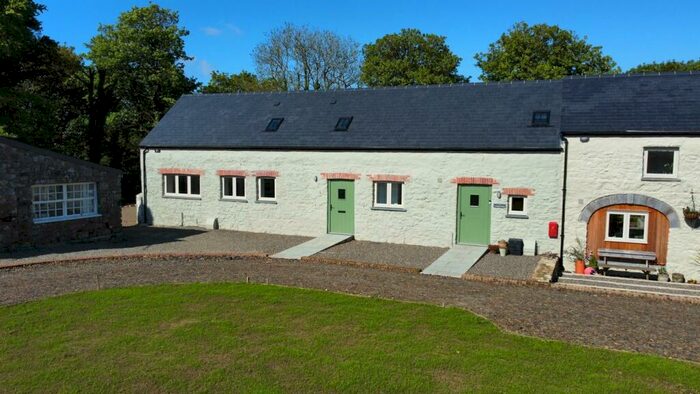 3 Bedroom End Of Terrace House For Sale In East Dudwell, Camrose, SA62