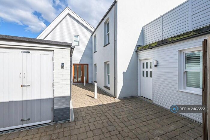 2 Bedroom Semi Detached House To Rent In Grange Street Mews, St. Albans, AL3