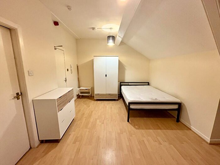 Studio To Rent In Clarendon Road, Liverpool, Merseyside, L19