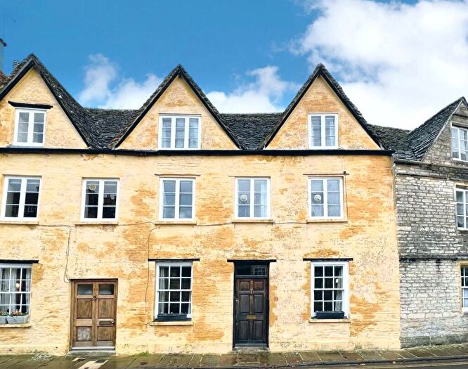 4 Bedroom Terraced House For Sale In Coxwell Street, Cirencester, Gloucestershire, GL7