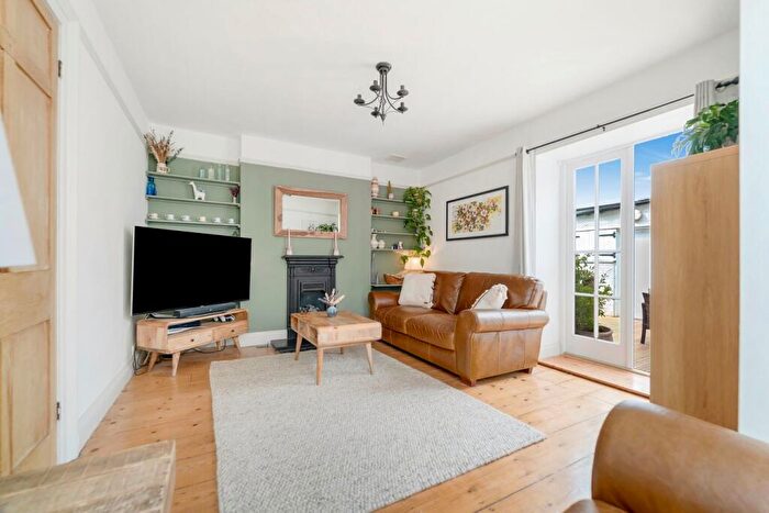 3 Bedroom Cottage For Sale In Upper Church Road, Weston-Super-Mare, BS23