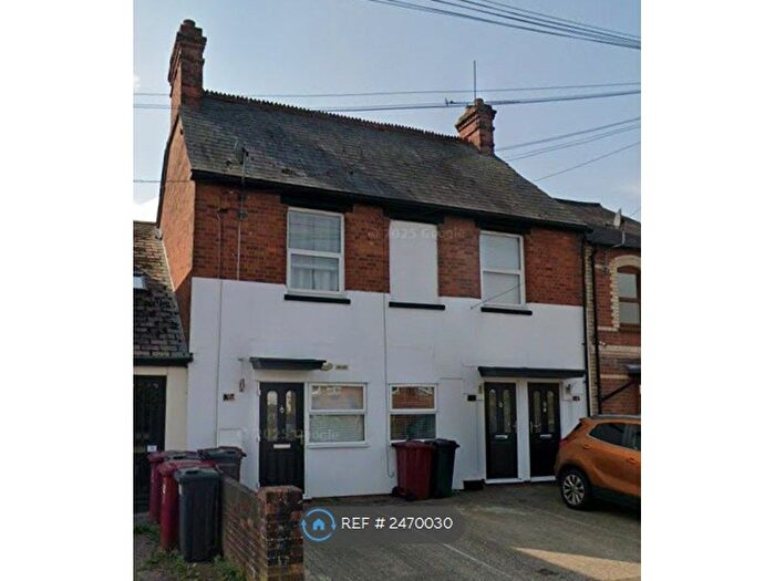 2 Bedroom Maisonette To Rent In Norcot Road, Reading, RG30