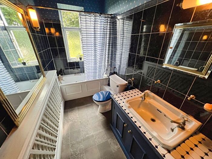 2 Bedroom Cottage For Sale In High Street, Chapeltown, BL7